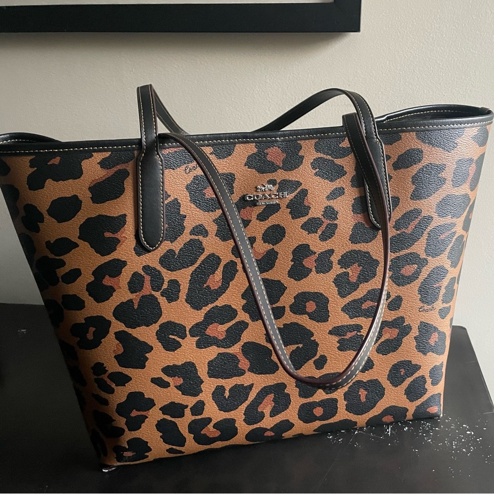 Coach City Tote with Leopard Print and Signature Canvas Interior